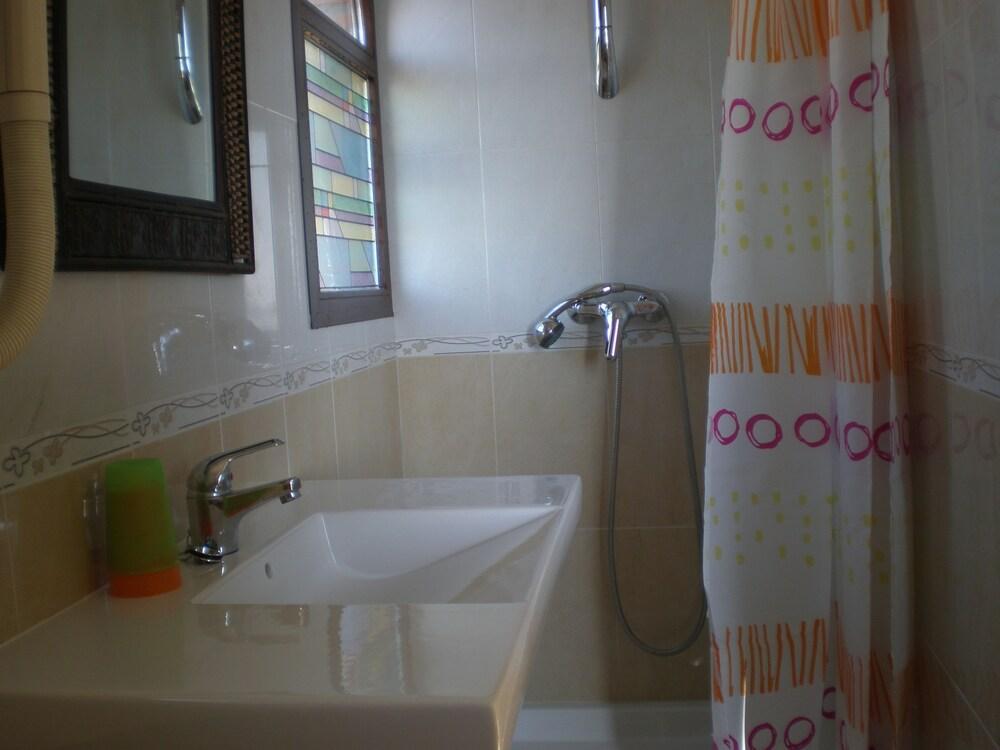 Casa Mariana Apartment อัลมูเญการ์ ภายนอก รูปภาพ